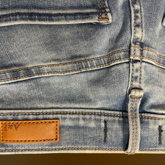 Abercrombie Jeans - Picture 7 of 10